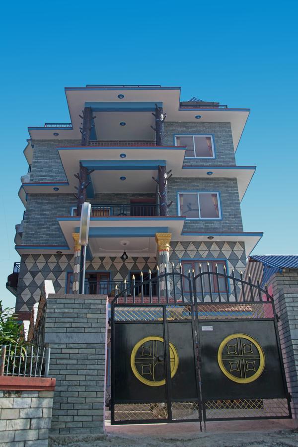 Mount Blue Tourist Hostel - Pokhara Exterior photo
